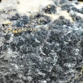 Foitit, Ortoklas, Hyalit