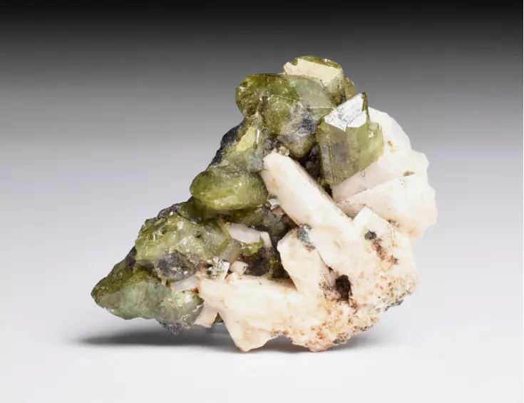 Titanit, Ortoklas
