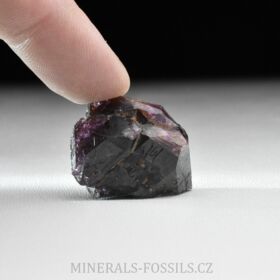 fialový Spinel